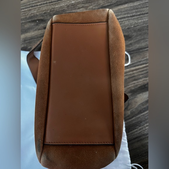 Coach Hadley Shoulder Bag - Picture 5 of 10